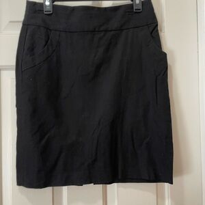 Women’s Banana Republic Classic Black Pencil Skirt with Pockets size 6